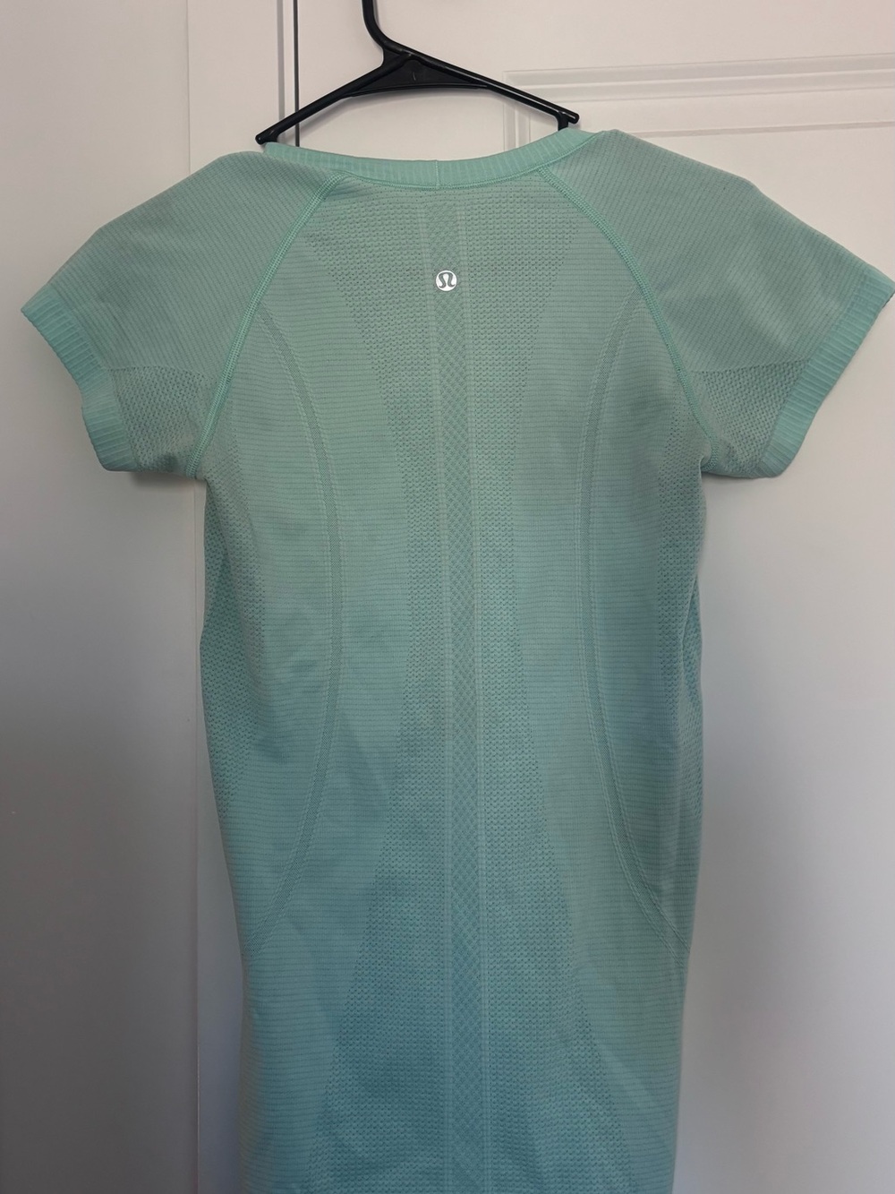 lululemon athletica Mint Green Short Sleeve Athletic Tee